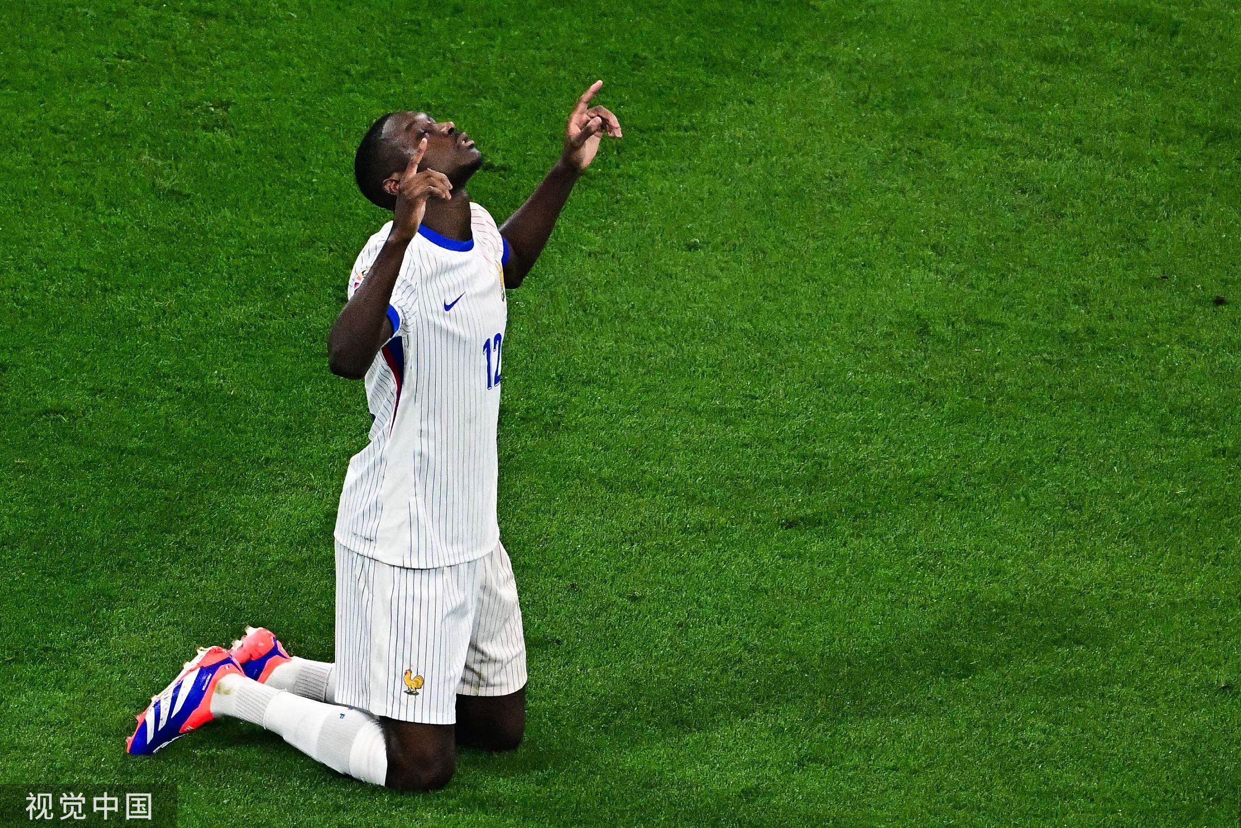 开云体育-关于姆巴佩在切尔西比赛中高光表现，绝杀引发热议！的信息